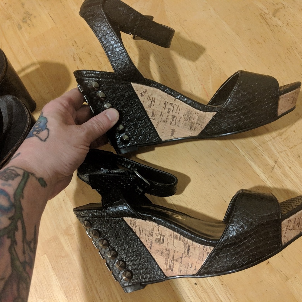 Skechers wedge sandals
